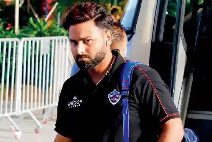 Rishabh Pant हुए बड़ी धोखाधड़ी का शिकार? एक साथी क्रिकेटर ने लगाया दिल्ली कैपिटल्स के कप्तान को करोड़ों का चूना