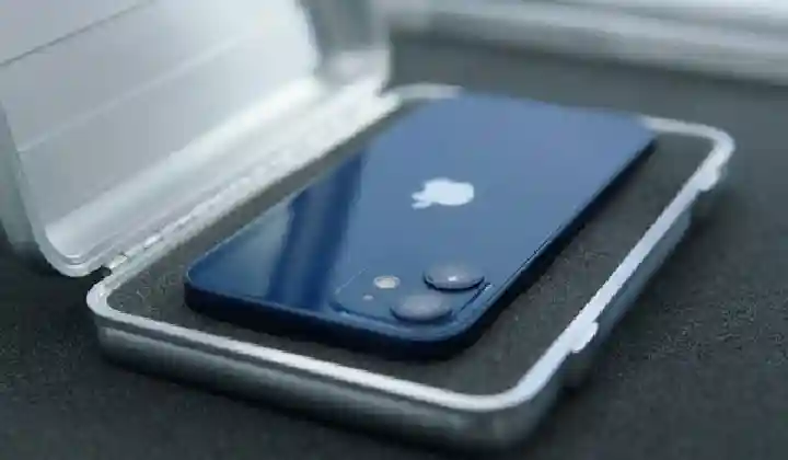 iPhone में कार क्रैश डिटेक्शन टूल ला रहा Apple, जानें कब लॉन्च होगा ये नया फीचर