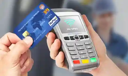 1 अक्टूबर से बदल रहा आपके डेबिट कार्ड से जुड़ा ये नियम, अब आपसे बिना पूछे पैसे नहीं काट सकता बैंक