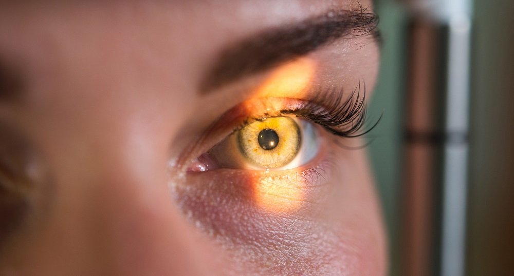 Glaucoma Blindness: मोतियाबिंद के अंधेपन से राहत दिलाएगा स्मार्टफोन