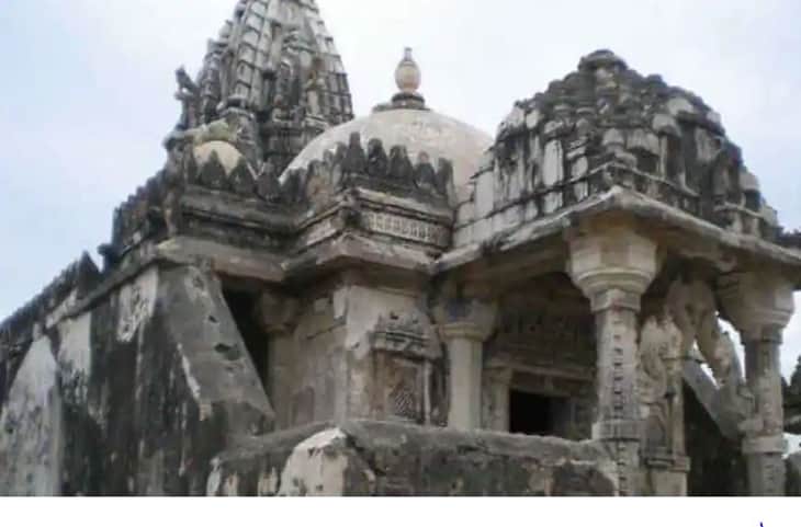 होली के ऐन मौके पर रावलपिंडी में हिंदू मंदिर पर हमला, चुप है पाकिस्तान की इमरान सरकार