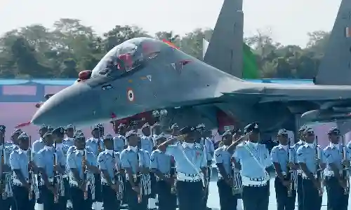 Indian Air Force Recruitment 2021: इंडियन एयरफोर्स में निकली बंपर भर्ती, जानें कितनी मिलेगी सैलरी