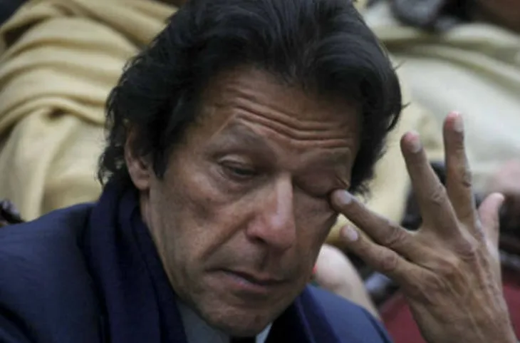 सत्ता ही नहीं पत्नी से भी हाथ धो बैठेंगे Imran Khan, बेवफा निकली जादूगरनी बीबी! झगड़े के बाद छोड़ा घर