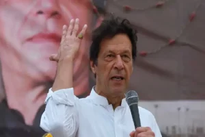 कभी भी इस्तीफा दे सकते हैं Imran Khan! मानी हार… बोलें- ये गलत फैसला लेकर फंस गया
