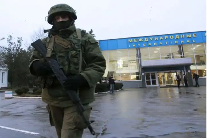 Russia-Ukraine War: कीव एयरपोर्ट पर रूस का कब्जा, यूक्रेन पर रूस की नेवी-आर्मी और एयरफोर्स का एक साथ हमला