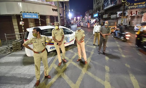 Maharashtra Curfew: महाराष्ट्र में  आज से Lockdown जैसा कोरोना कर्फ्यू, जानें कहां रहेगी बंदी और क्या रहेगा खुला
