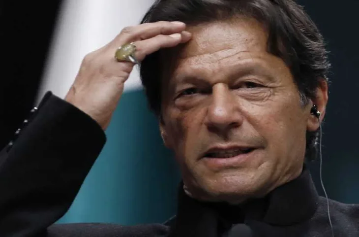 पाकिस्तान Supreme Court से इमरान खान को बड़ा झटका, डिप्टी स्पीकर का रूलिंग गलत, फैसला सुरक्षित