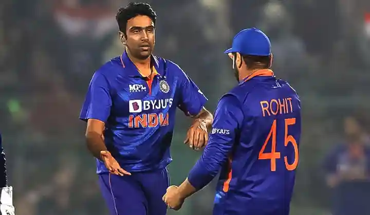 Virat Kohli ने जिस खिलाड़ी को रखा टीम से बाहर, Rohit Sharma की कप्तानी में उसी ने दिया Team India को ‘जीवनदान’