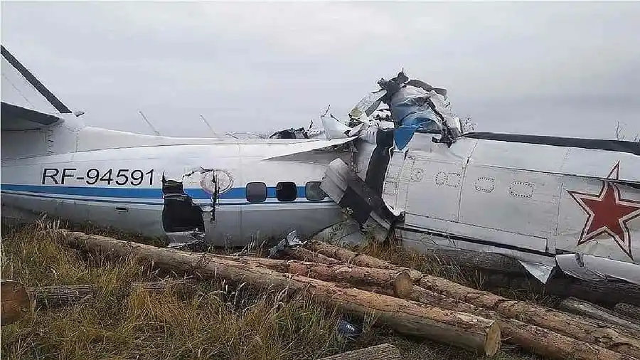 रुस में बड़ा विमान हादसा,  23 लोगों को लेकर जा रहा विमान क्रैश, 16 की मौत और 7 घायल