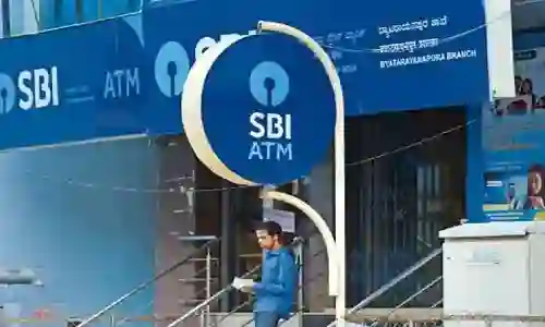 SBI Recruitment 2021: भारतीय स्टेट बैंक ने निकाली भारी पदों पर वैकेंसी, ग्रेजुएशन वाले फौरन भेजे रिज्यूम, हो जाएगा सलेक्शन