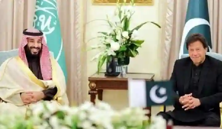 कंगाल पाकिस्तान पर सऊदी अरब को आया तरस, ‘प्रिंस’ ने इमरान खान को ‘भीख’ में दिए 3 अरब डॉलर