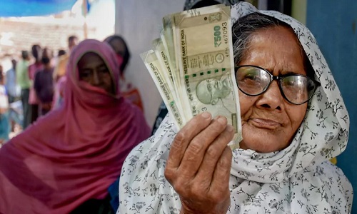 खुशखबरी: बुजुर्गों के लिए मोदी सरकार का बड़ा कदम, सीनियर सिटिजंस को मिलेंगे 20 हजार रुपए महीना!