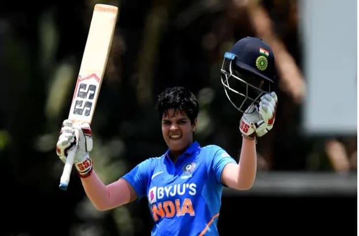 IND vs ENG: डेब्यू करने उतरी टीम इंडिया की शैफाली वर्मा ने अंग्रेजों को धोया रच डाला नया इतिहास