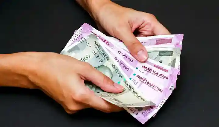 7th Pay Commission: केंद्रीय कर्मचारियों को होली पर 10000 रुपये मिलेंगे एडवांस, देखें सरकार का ये बड़ा ऐलान