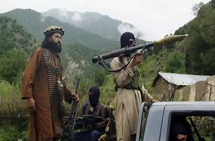 Taliban का Pakistan के खिलाफ जंग का ऐलान! 7 पाक फौजियों को बंदी बनाया, इमरान खान के छूटे पसीने