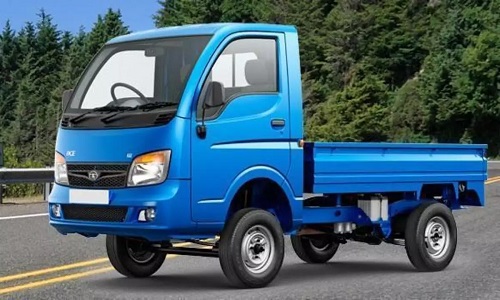 Tata Motors ने लॉन्च किया ‘मिनी ट्रक’, सिर्फ 3.99 लाख रुपये में खरीदें या 7500 की EMI पर ले जाएं घर