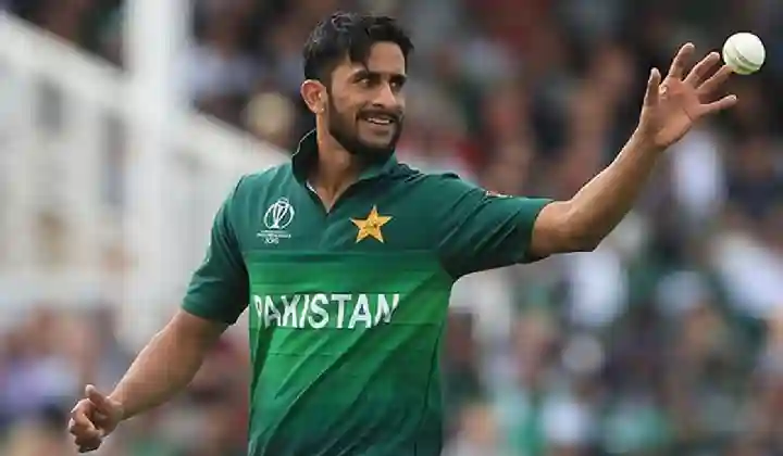 पाकिस्‍तानी खिलाड़ी हसन अली ने की पत्रकार से बदतमीजी, सवाल पूछने पर कहा- ‘पहले ट्विटर पर अच्‍छा लिखो, फिर दूंगा जवाब’