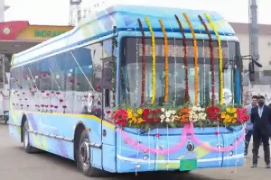 DTC Buses: दिल्लीवासियों के लिए बड़ी खुशखबरी, इतने दिनों तक इलेक्ट्रिक बसों में कर सकेंगे फ्री सफर
