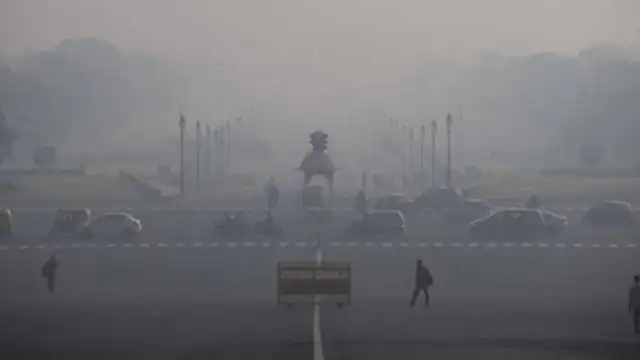 ‘लगा दो लॉकडाउन’, सुप्रीम कोर्ट ने कहा- दिल्ली की हवा सुधारने के लिए तत्काल कुछ कीजिए