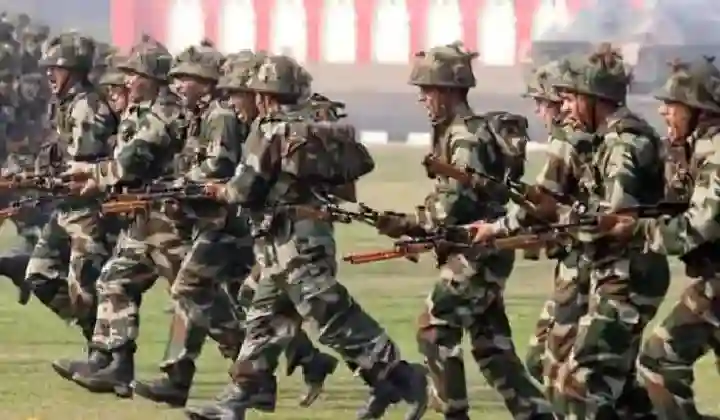 Sarkari Naukri: इंडियन आर्मी में भर्ती होने का है सपना तो करें आवेदन, जानें कैसे होगा सलेक्शन