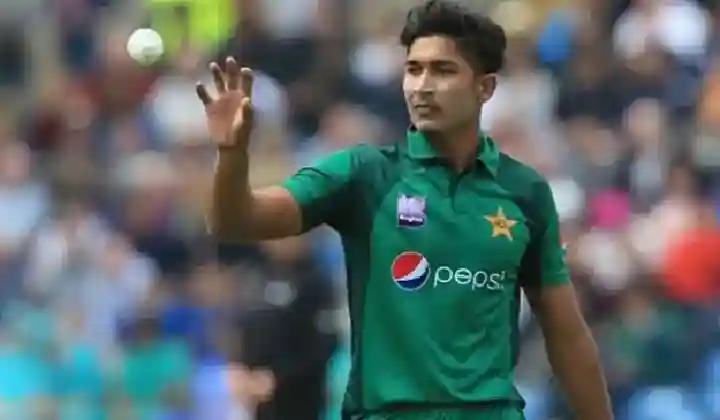 पाकिस्तान के जिस गेंदबाज से थरथर कांपते है खिलाड़ी, उसी के खिलाफ ICC ने की कार्रवाई, बाबर आजम को लगा तगड़ा झटका