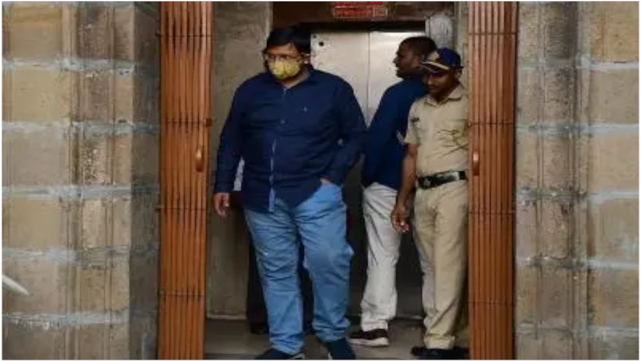 एक्शन में एनसीबी, मुंबई में नबाब मलिक का दामाद गिरफ्तार, यूपी के रामपुर में छापे