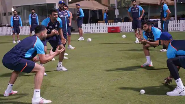 T20 WC, IND vs NZ: कीवियों के खिलाफ विराट ने दिए बदलाव के संकेत, धोनी के चहेते को मिल सकता है मौका