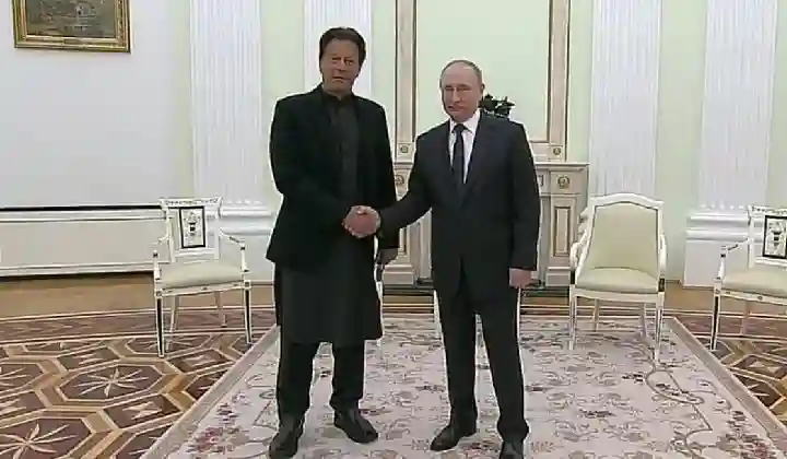 पुतिन और इमरान खान की गहरी होती जा रही दोस्ती? रूस का समर्थन करने वाला पहला देश बना पाकिस्तान!