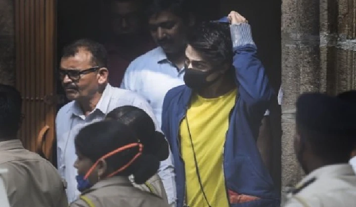 Mumbai Cruise Drug Case: NCB के चंगुल से आजाद हुआ Aryan Khan- अब 14 दिन न्यायिक हिरासत में रहेंगे