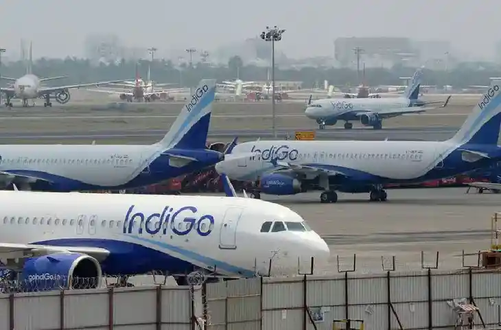देश की उड़ानों पर Omicron का असर- इंडिगो ने मुंबई और दिल्ली से बंगाल के लिए फ्लाइट पर लगाई रोक- देखें क्या होगा आपके पैसों का…