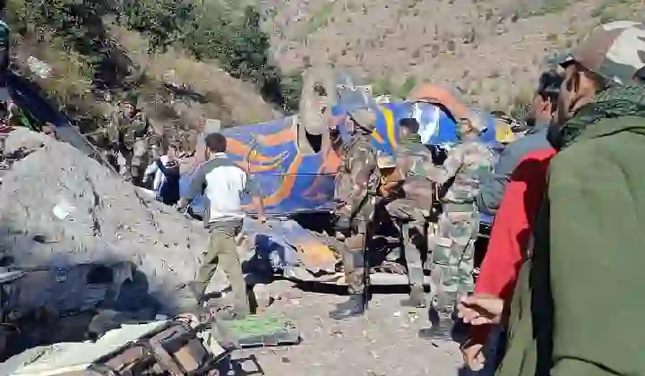 Doda Road Accident: जम्मू-कश्मीर में बड़ा हादसा, खाई में बस गिरने से 11 लोगों की मौत- प्रधानमंत्री ने जताया दुख