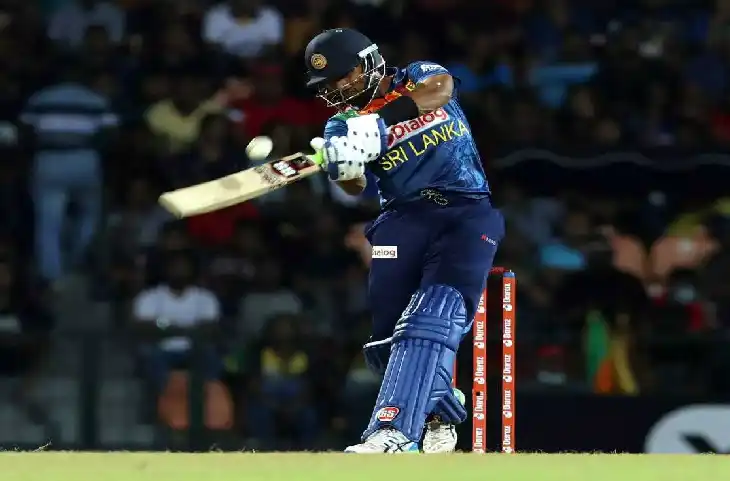 Sri Lanka के कप्तान Dasun Shanaka का टी-20 में गजब का कारनामा- अब तक दुनिया के किसी बल्लेबाज ने नहीं किया था ऐसा