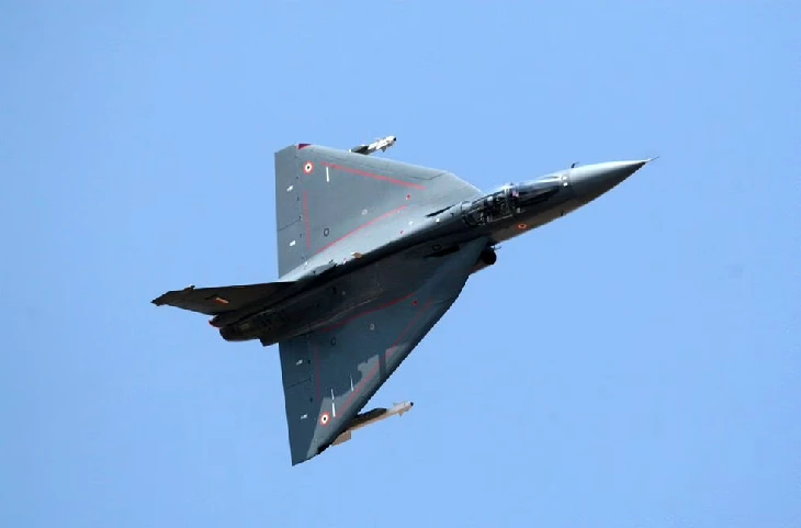 Singapore Airshow में पूरी दुनिया देखेगी भारत के Tejas लड़ाकू विमान की ताकत, चीन-पाक के अभी से उड़े होश