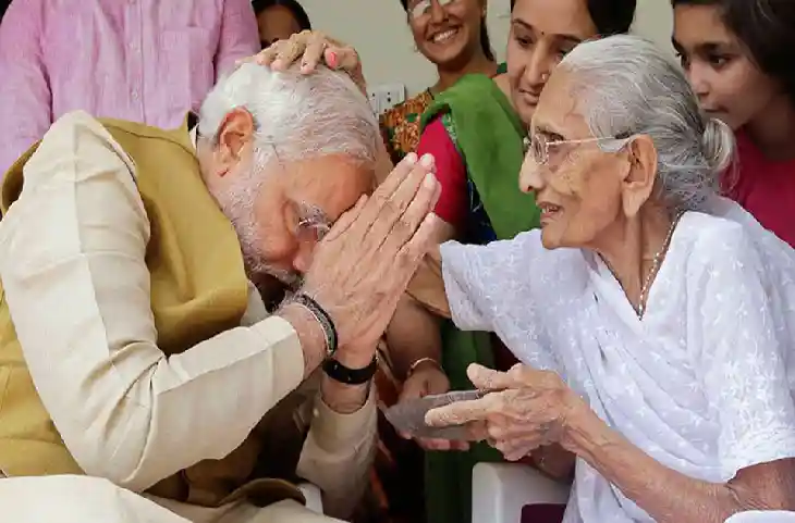 मां के 100वें जन्मदिन पर दिन Gujarat में होंगे PM Modi, झमाझम होगी परियोजनाओं की बारिश- देखें स्पेशल गिफ्ट
