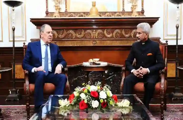 Ukraine-Russia War: रूसी विदेश मंत्री ने भारत के बारे में दिया ऐसा बड़ा बयान कि चीन-पाकिस्तान की हवा हुई खराब