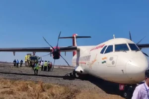 Jabalpur में लैंडिंग के दौरान रनवे पर फिसला Air India का विमान, 55 यात्री थे सवार- सभी सुरक्षित