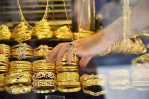 मौसम बदलते ही Gold-Silver के दामों में भारी कटौती- खरीदारी का सही समय! इतने हजार रुपये हुआ सस्ता