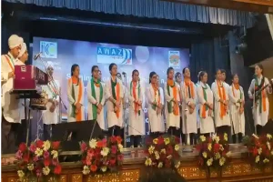 Azadi ka Amrit Mahotsav पेट्रॉटिक सॉंग्स कम्पटीशन में Guru Nanak Public School ने जीता पहला पुरस्कार