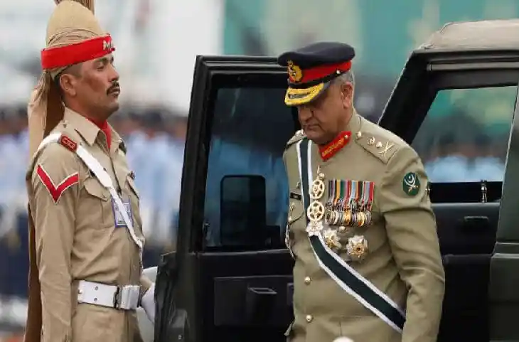 Pakistan का इतिहास- फेवरेट Army Chief बनाने वालों को होती है जेल-फांसी