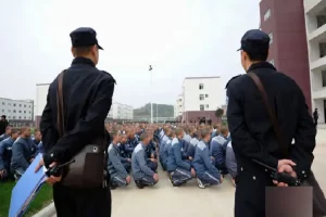 Uyghurs Muslims के अंगों की तस्करी के बाद अब उनकी अगली पीढ़ी को भी कर रहा खत्म