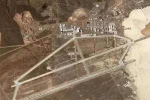 Area 51 में दिखा रहस्‍यमयी एयरक्राफ्ट, एलियन के आने का संकेत?