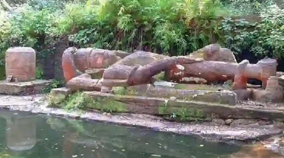 बांधवगढ़ के बियाबान जंगल में मिले हजारों साल पुराने हिंदू-बौद्ध मंदिर