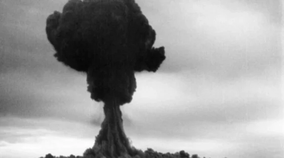 ‘जंग में इमोशंस को जगह नहीं, यूक्रेन पर न्यूक्लियर बम दागा ही जाएगा!’