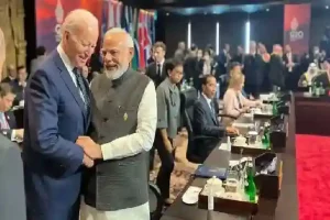 PM Modi को देखते ही दौड़ पड़े Joe Biden, लगाया गले- जैसे मिलें हो दो बिछड़े दोस्त