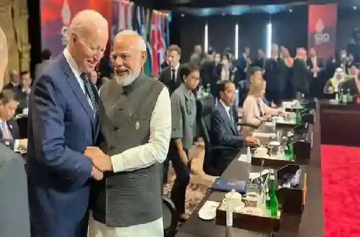 PM Modi को देखते ही दौड़ पड़े Joe Biden, लगाया गले- जैसे मिलें हो दो बिछड़े दोस्त