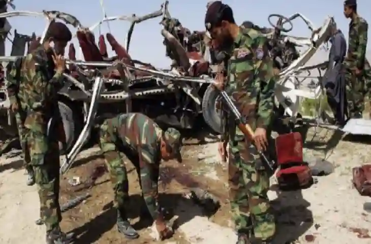 नई जंग से टूट रहा Pakistan! TTP के बाद BLA भी एक्शन में- 6 सैनिकों की मौत
