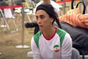 Hijab को लेकर फिर बेरहम हुआ Iran! देश के लिए मेडल लाने वाली खिलाड़ी का तोड़ा घर
