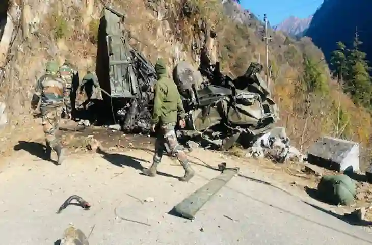 Sikkim Army Accident: अचानक मोड़ आया और फिसल गई ट्रक- 16 माटी के लाल शहीद
