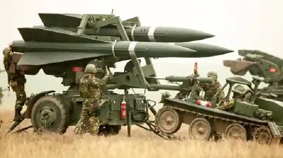 ukraine जंग के बीच हथियारो की बिक्री में तगड़ा उछाल, चीन की छलांग ने उड़ाए होश