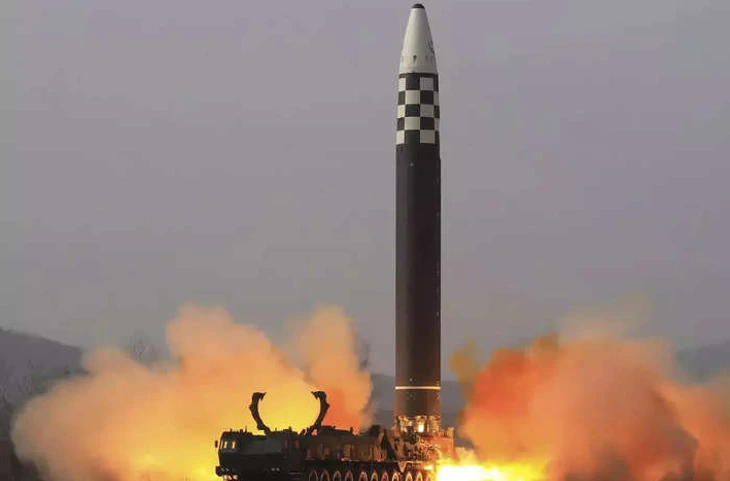 हरकतों से बाज नहीं आ रहा सनकी तानाशाह, फिर दागी बैलिस्टिक मिसाइल,US की टेंशन बढ़ी